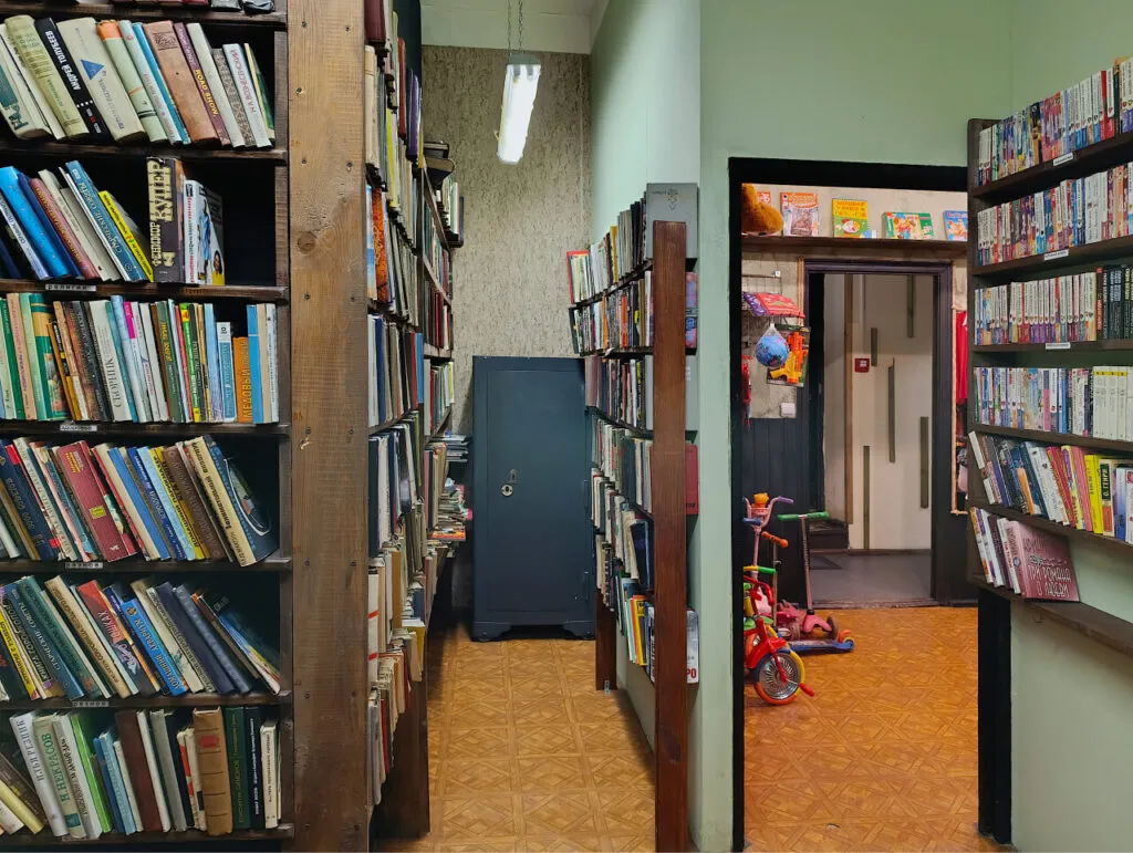 Файл: biblioteka-pod-moskovem.jpg.